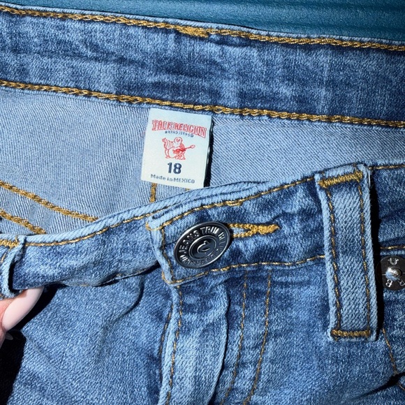 NWOT True Religion Women's Light Blue Skinny Jeans - Faded Wash - Picture 2 of 4